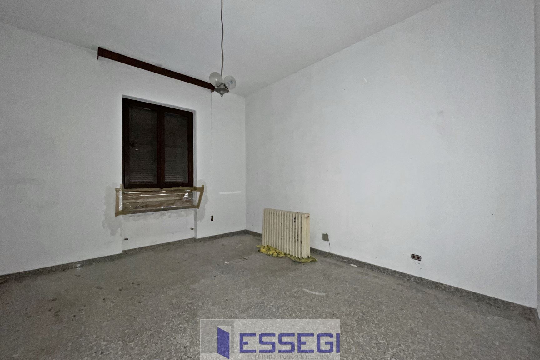 ERBA Casa indipendente bifamiliare